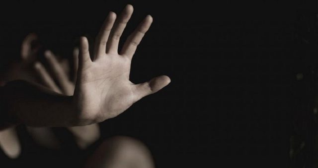 Σοκ στην Καλαμάτα: 53χρονος βίαζε την 6χρονη ανιψιά του - Πώς αποκαλύφθηκε η φρίκη μετά από 8 χρόνια