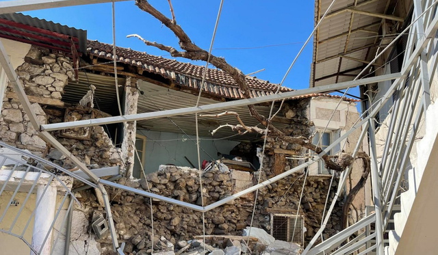 Σεισμός Ελασσόνα: Νεκρός 83χρονος - Είχε απεγκλωβιστεί από γκρεμισμένο σπίτι