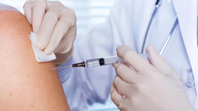 Υπουργείο Υγείας για αντιγριπικό εμβόλιο: Ποιοι πρέπει να εμβολιαστούν πρώτοι