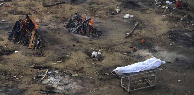 Kορονοϊός: Πάνω από 3.400 νεκροί το τελευταίο 24ωρο στην Ινδία - Συνεχίζεται η δοκιμασία της Βραζιλίας με επιπλέον 1.202 θανάτους