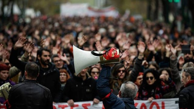 Απεργούν σήμερα καθηγητές και δάσκαλοι -Συγκεντρώσεις και πορείες στην Αθήνα και άλλες πόλεις