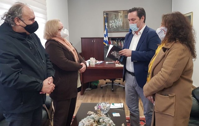 Συνάντηση Δημάρχου Νάουσας με την Πρέσβη και τον Γενικό Πρόξενο της Κούβας στην Ελλάδα
