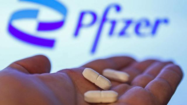 Pfizer: Το χάπι «αποτελεσματικό κατά 90%» στην πρόληψη νοσηλείας και θανάτου
