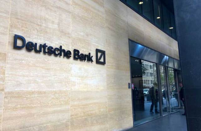 Πόλεμος στην Ουκρανία: H Deutsche Bank αποσύρεται από τη Ρωσία