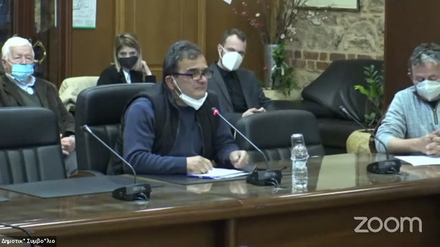 Κελεσίδης στο δημοτικό συμβουλίου Βέροιας για το ροδάκινο: ''Το κόστος παραγωγής δυσβάσταχτο - Οδηγούμαστε σε άγνωστα επικίνδυνά μονοπάτια''