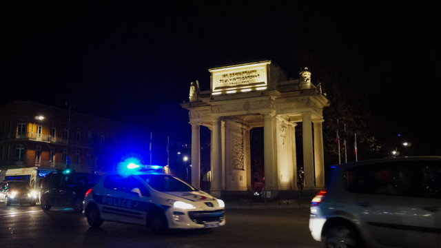 Γαλλία: Αστυνομικοί άνοιξαν πυρ εναντίον αυτοκινήτου στο Παρίσι- Δύο νεκροί κι ένας τραυματίας  