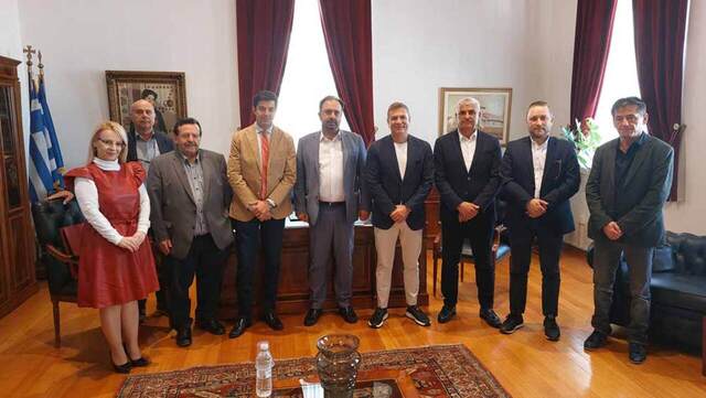 Αντιπροσωπεία Αλβανών εκπροσώπων στον Δήμαρχο Βέροιας