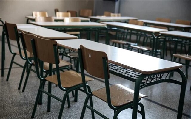 Μαθητής έριξε αναμμένο πυρσό σε σχολική αίθουσα στο Λαγκαδά 