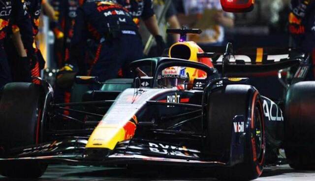 Formula 1 - Μπαχρέιν: Πρεμιέρα με νίκη για τον Μαξ Φερστάπεν και τη Red Bull