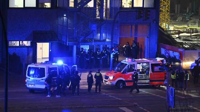 Γερμανία: Μακελειό στο Αμβούργο με πυροβολισμούς και νεκρούς σε εκκλησία μαρτύρων του Ιεχωβά
