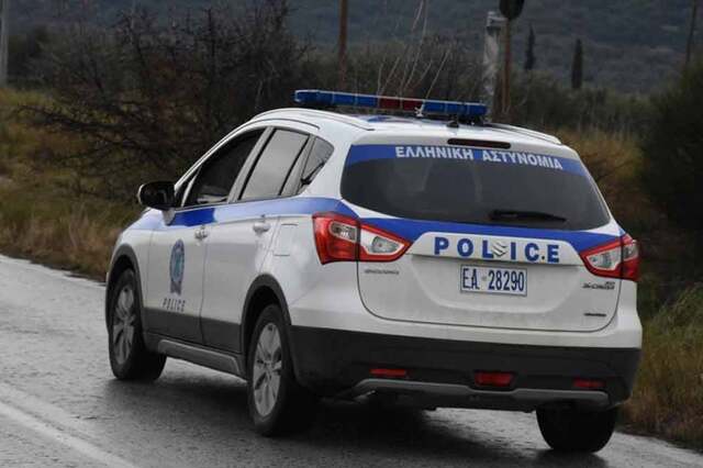 Απίστευτο περιστατικό στην Πέλλα: Οδηγός... δάγκωσε και έκοψε το αυτί ντελιβερά για μια προσπέραση!