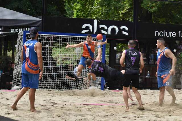 Έκλεψε τις εντυπώσεις η Νάουσα στο Beach Handball! - Για μια διοργάνωση υψηλών προδιαγραφών μίλησαν όλες οι  φιλοξενούμενες ομάδες!