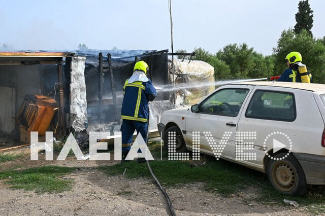 Οργή λαού στην Ηλεία:  Έκαψαν το σπίτι του 37χρονου που σκότωσε την 11χρονη – Φόβοι για βεντέτα μεταξύ των οικογενειών (βίντεο)