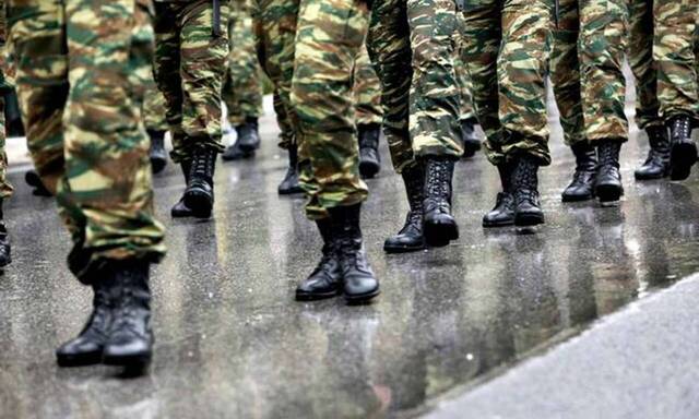 Αναδρομικά σε στρατιωτικούς και δημοσίους υπαλλήλους - Τι πρέπει να ξέρουν οι δικαιούχοι