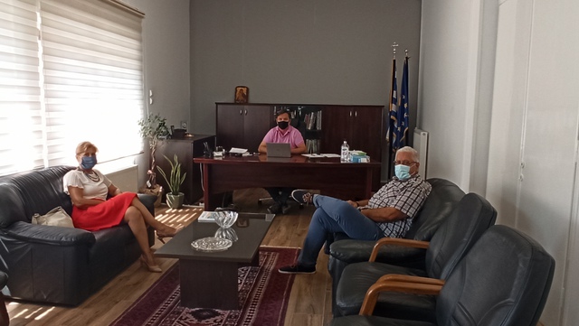 Συνάντηση Δημάρχου Νάουσας με την Συμπαραστάτη του Πολίτη και της Επιχείρησης της Περιφέρειας Κεντρικής Μακεδονίας