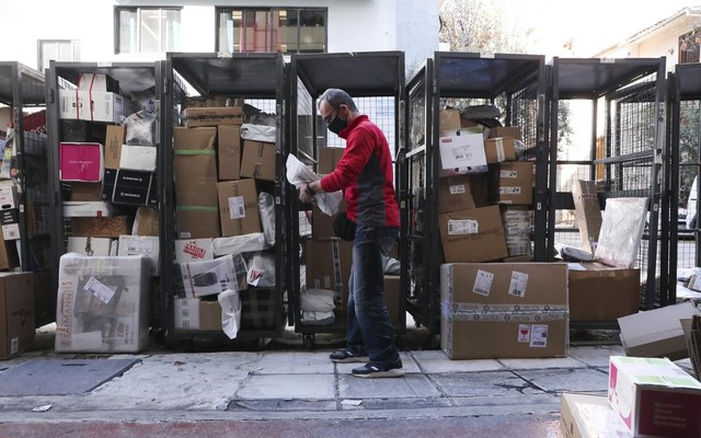 ΕΕΤΤ: Τι συμβαίνει με τα courier και τις καθυστερήσεις στην παράδοση προϊόντων -Τι πρέπει να προσέξετε 