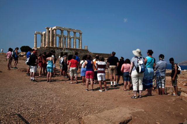 Ιδρύεται Σχολή Ξεναγών στη Ρόδο και επιταχύνονται οι διαδικασίες για τη λειτουργία Σχολών Ξεναγών σε Κρήτη και Κέρκυρα